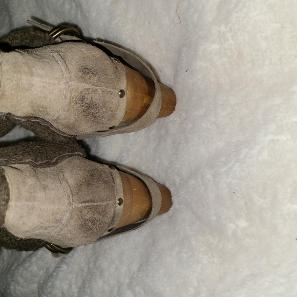 Nine West Size 10 Tan Suede Leather Ankle Booties - Picture 5 of 6